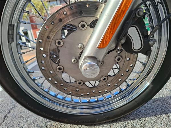 DYNA LOW RIDER – 2015