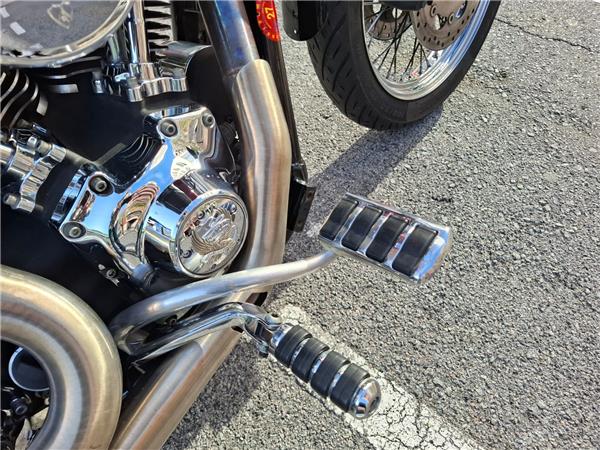 DYNA LOW RIDER – 2015