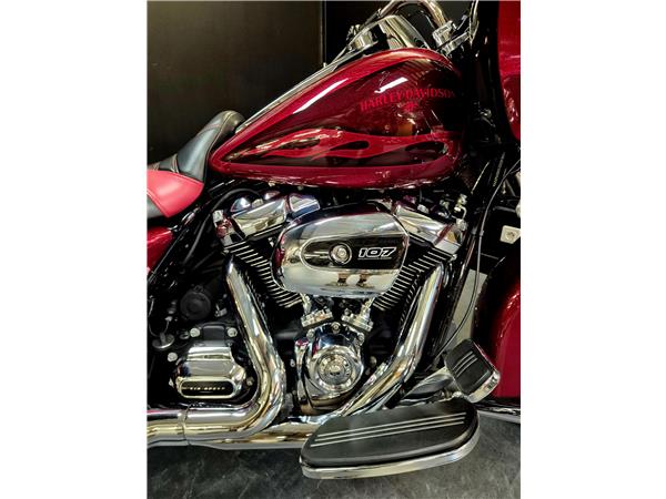 2017 HARLEY-DAVIDSON ROAD GLIDE