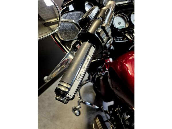 2017 HARLEY-DAVIDSON ROAD GLIDE