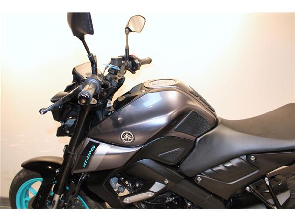YAMAHA MT-125