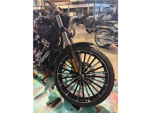 2024 HARLEY-DAVIDSON BREAKOUT