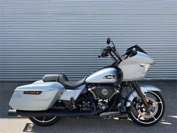 2025 Harley-Davidson Road Glide FLTRX