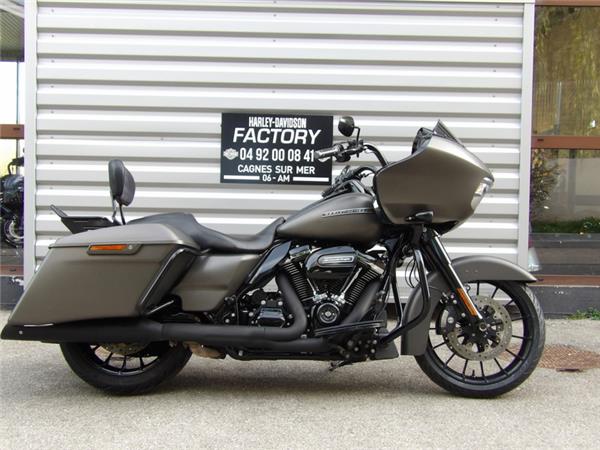 2018 HARLEY-DAVIDSON ROAD GLIDE