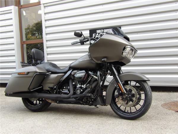 2018 HARLEY-DAVIDSON ROAD GLIDE