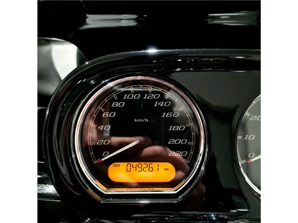 HARLEY-DAVIDSON ROAD GLIDE