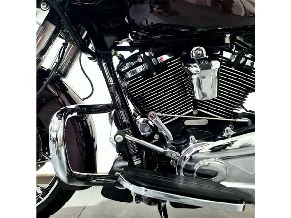 HARLEY-DAVIDSON ROAD GLIDE