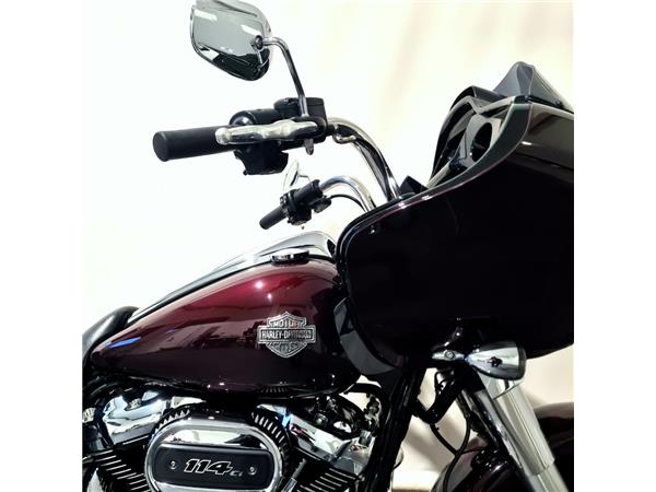 HARLEY-DAVIDSON ROAD GLIDE