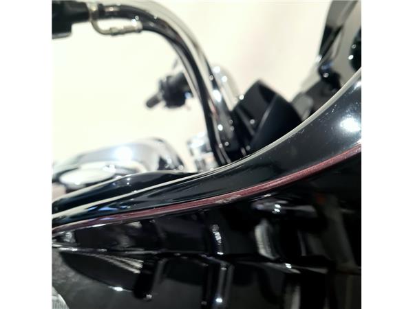 HARLEY-DAVIDSON ROAD GLIDE