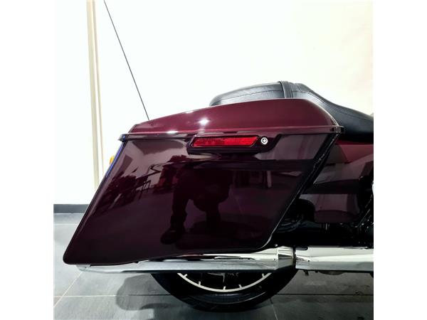 HARLEY-DAVIDSON ROAD GLIDE