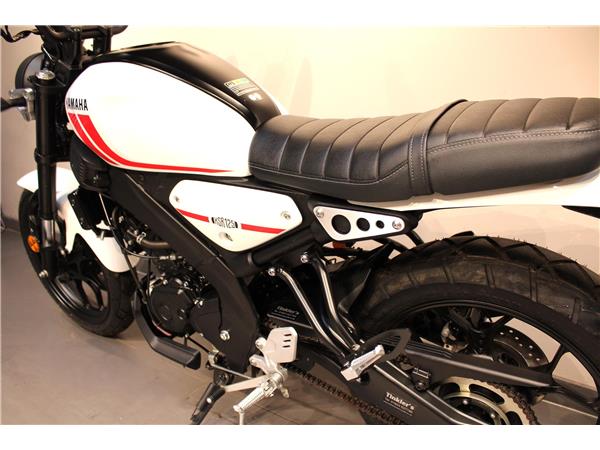 YAMAHA XSR125