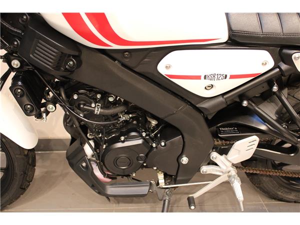 YAMAHA XSR125