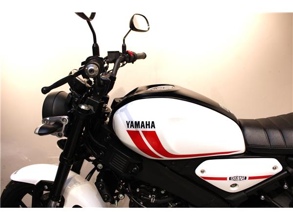 YAMAHA XSR125