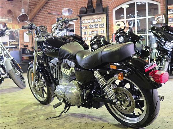 2020 SuperLow / Police Sportster 883