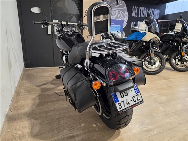 2015 HARLEY-DAVIDSON FAT BOB