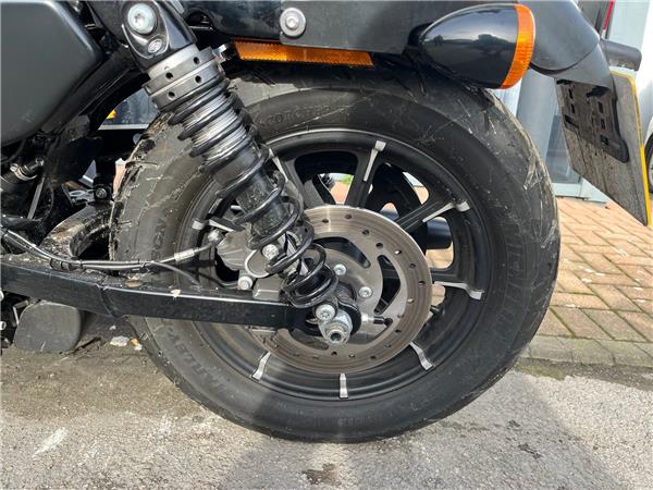 2019 HARLEY-DAVIDSON SPORTSTER 883