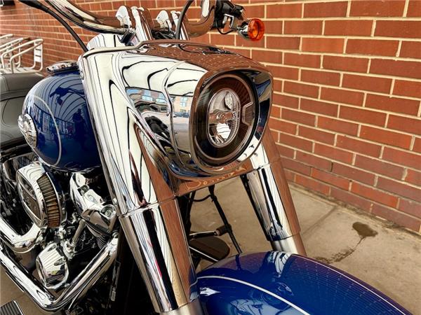 2023 HARLEY-DAVIDSON SOFTAIL FLSTF FAT BOY