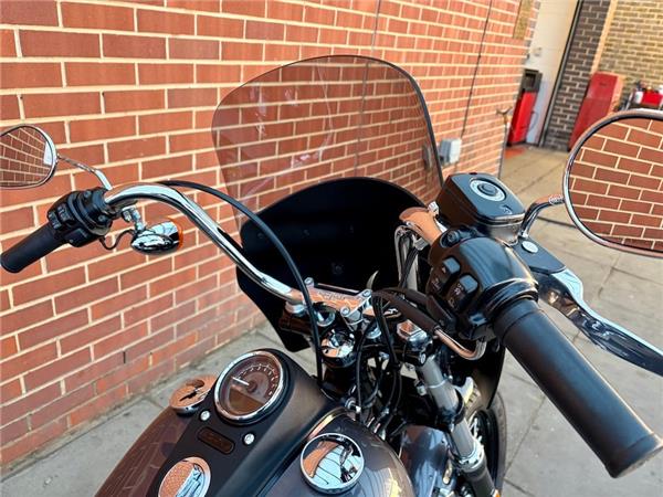 2014 HARLEY-DAVIDSON DYNA FXDB STREET BOB