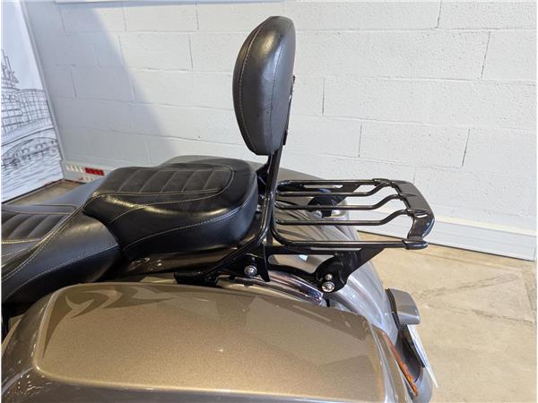 2015 HARLEY-DAVIDSON ROAD KING