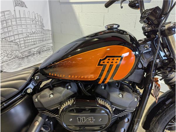2021 HARLEY-DAVIDSON STREET BOB