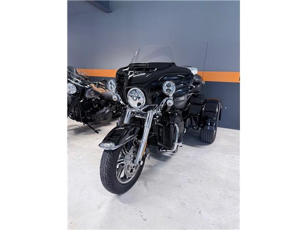 2023 harley-davidson FLHTCUTG Tri Glide Ultra 114
