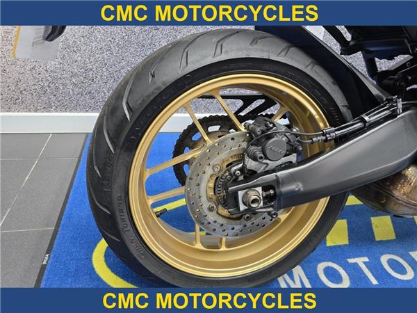  Yamaha XSR900 XSR 900