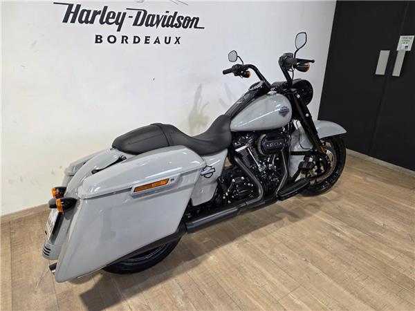 2024 HARLEY-DAVIDSON ROAD KING