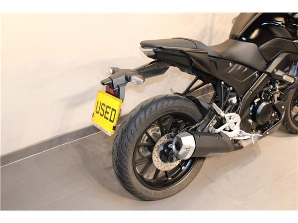 YAMAHA MT-125