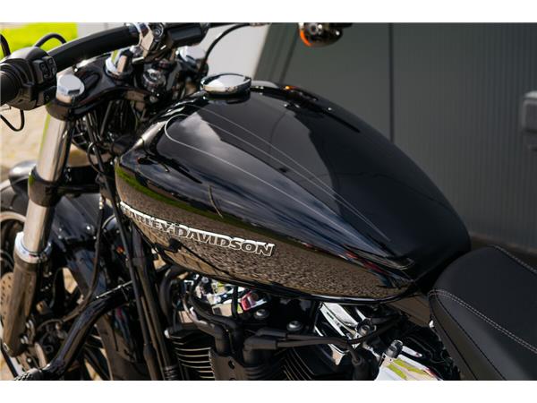 2019 Harley-Davidson Breakout 114