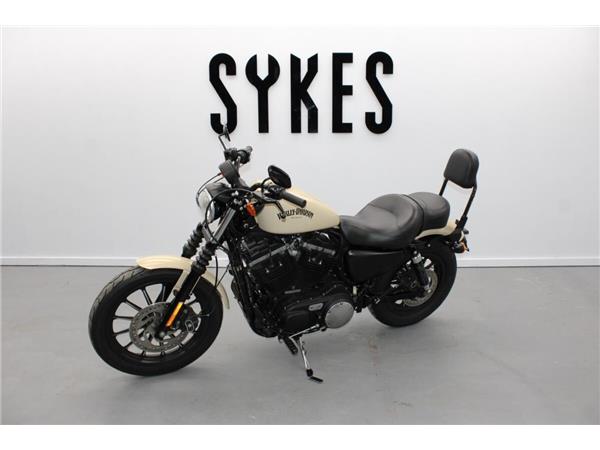 2015 Harley-Davidson Iron 883