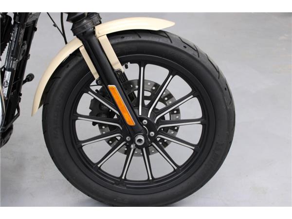 2015 Harley-Davidson Iron 883