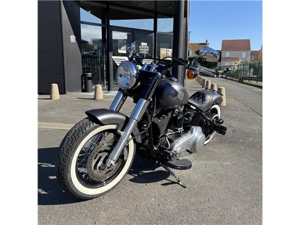 2015 HARLEY-DAVIDSON SLIM