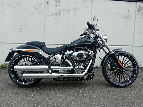 Harley-Davidson Softail-Cruiser Breakout 