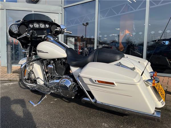 2015 HARLEY-DAVIDSON TOURING FLHX STREET GLIDE