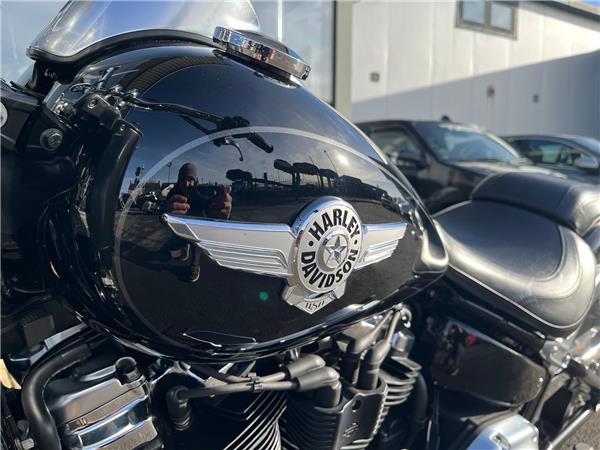 2018 HARLEY-DAVIDSON SOFTAIL FLSTF FAT BOY