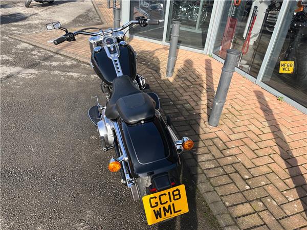 2018 HARLEY-DAVIDSON SOFTAIL FLSTF FAT BOY