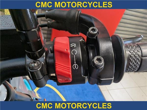  Yamaha MT-125 MT-125