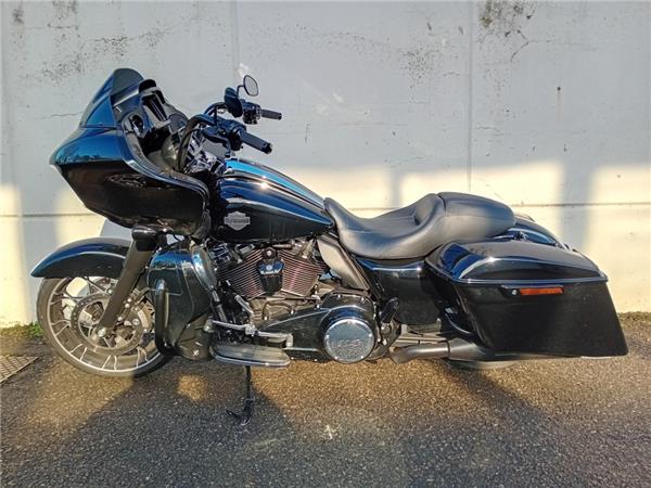 Harley-Davidson Touring Road Glide 