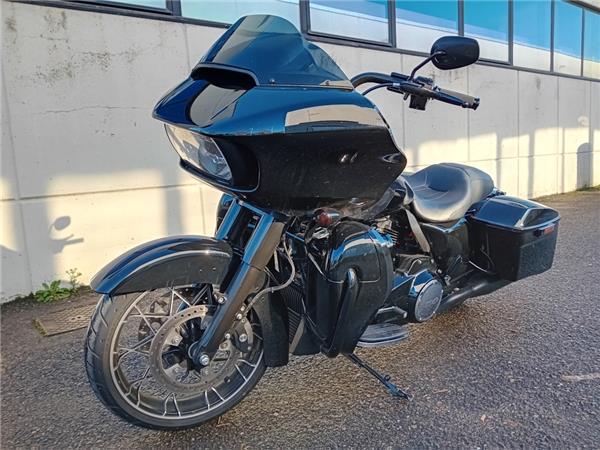 Harley-Davidson Touring Road Glide 
