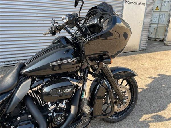 2018 Harley-Davidson Touring Road Glide Special FLTRXS