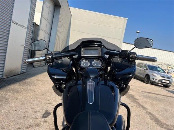 2018 Harley-Davidson Touring Road Glide Special FLTRXS