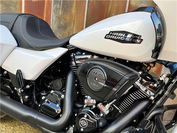 2024 Harley-Davidson Touring