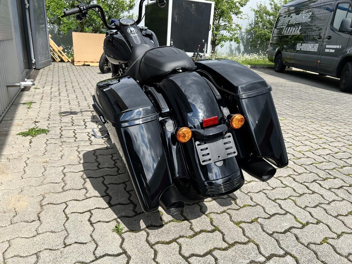 FLHRXSHD4 Road King Special 