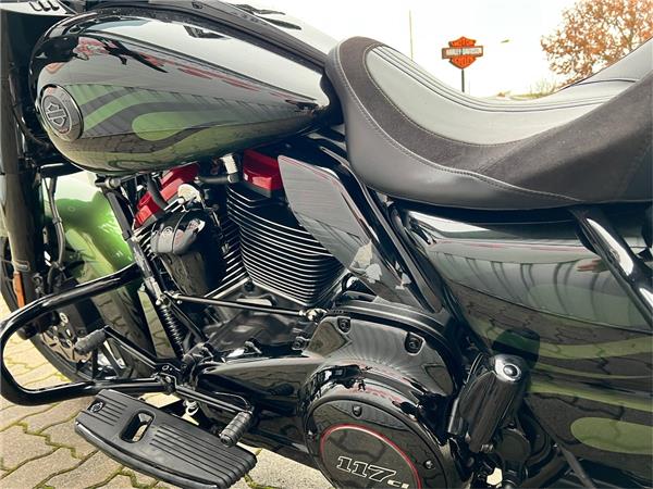 CVO Street Glide 