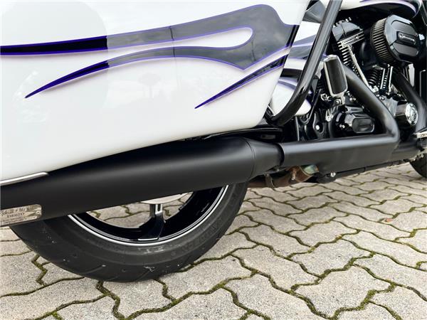 FLHXSE CVO Street Glide 