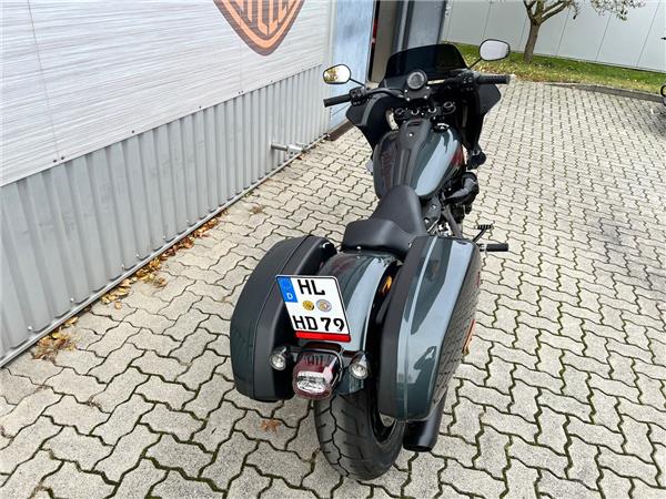 FXLRST Low Rider ST 117 2025 