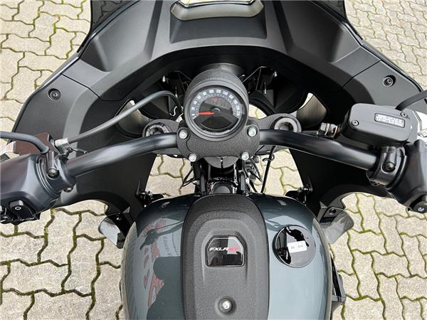 FXLRST Low Rider ST 117 2025 