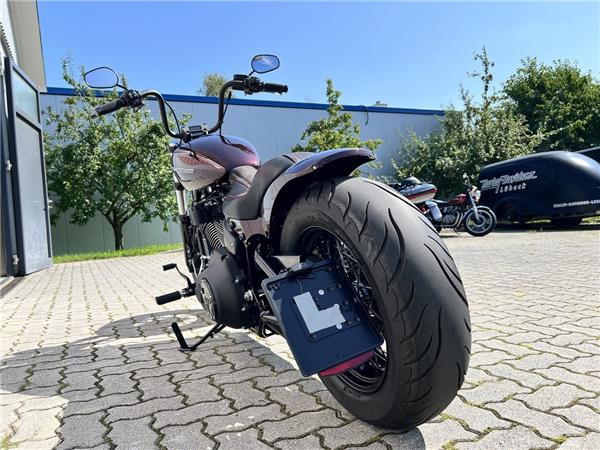 Street Bob 114 UMBAU 200 er 
