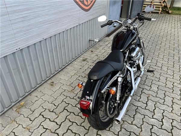 XL2 Sportster Custom 