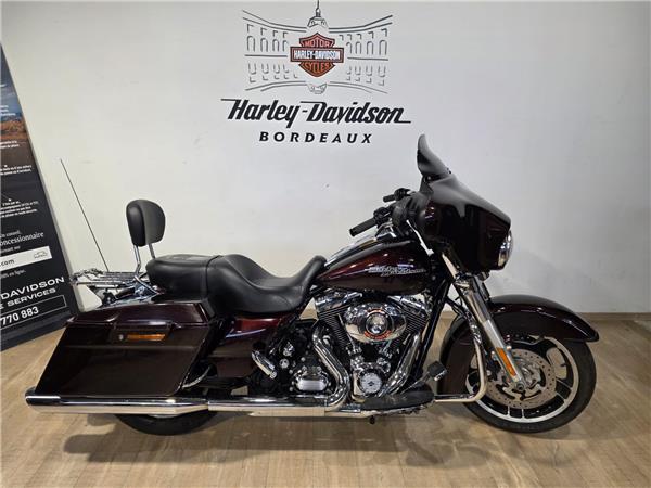 2011 HARLEY-DAVIDSON STREET GLIDE